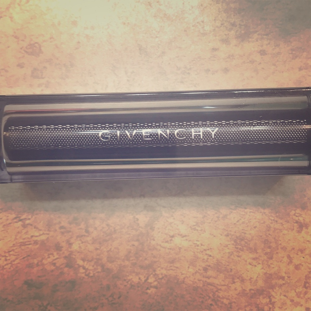 Givenchy Rouge Interdit Vinyl